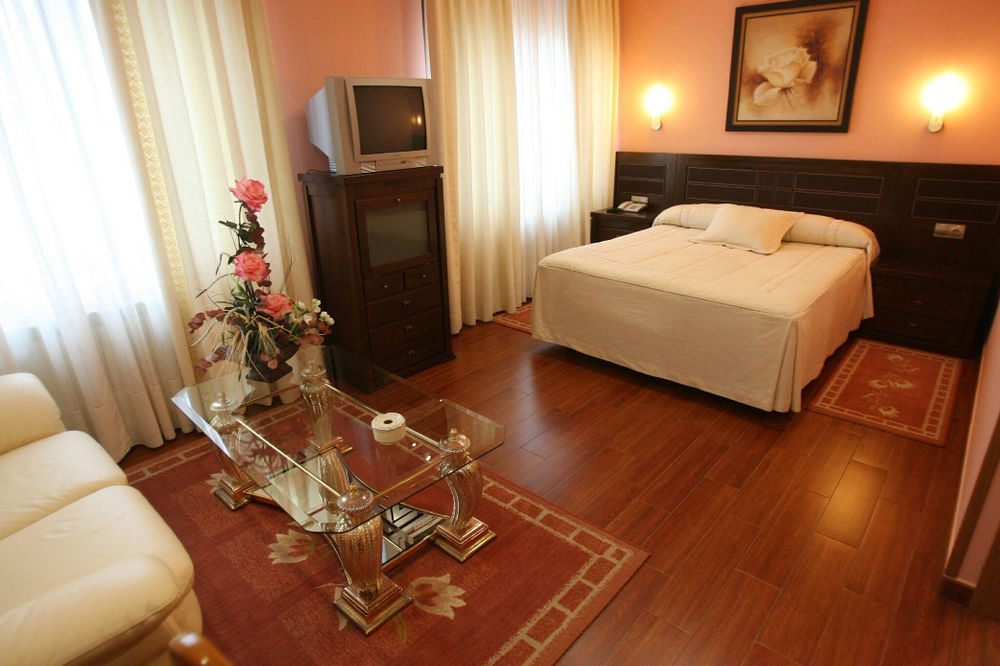 Hotel Santa Teresa Ávila Екстериор снимка